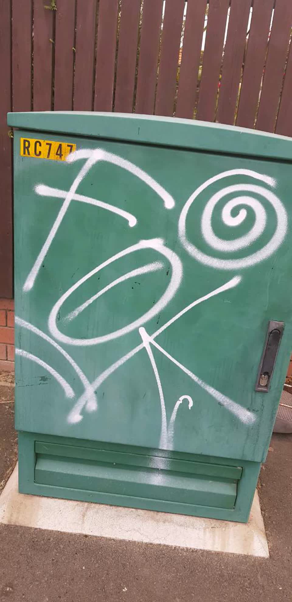 The photograph attached to this graffiti report