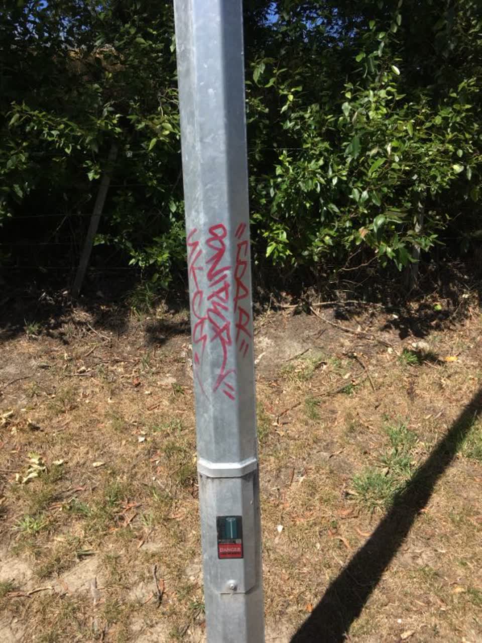 The photograph attached to this graffiti report