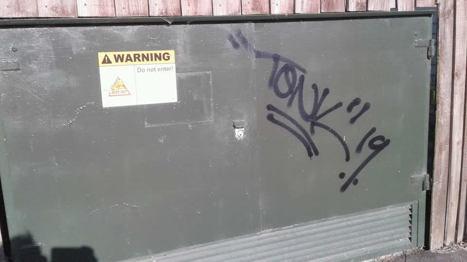 The photograph attached to this graffiti report