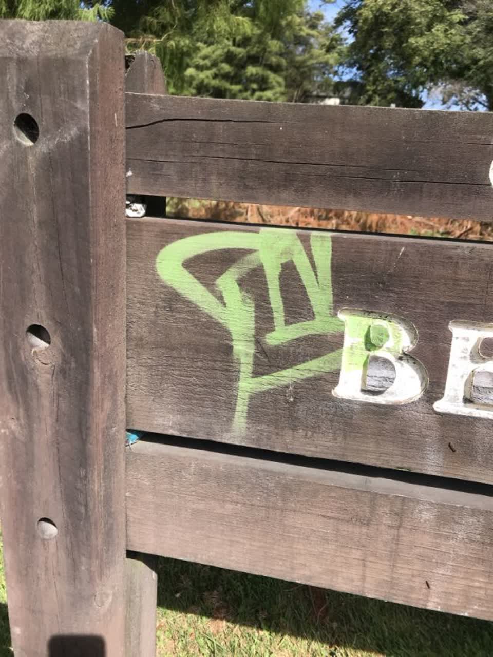 The photograph attached to this graffiti report