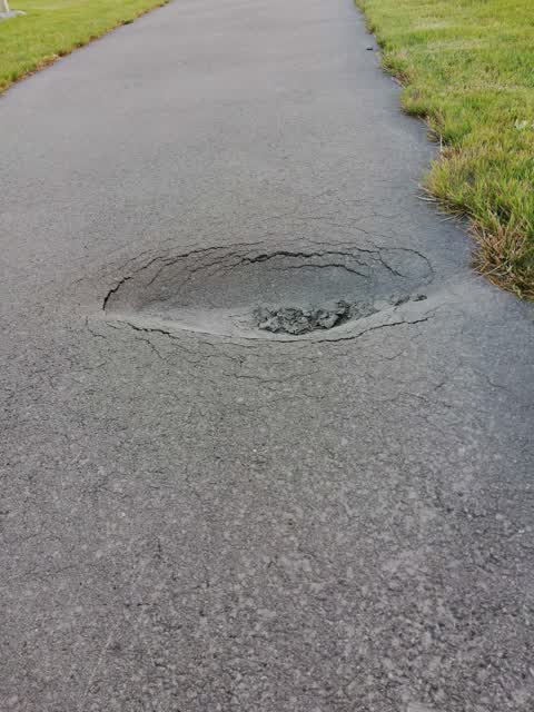 Roading/Streets, a report photo