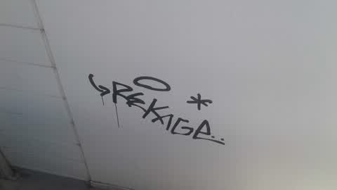 Graffiti, a report photo