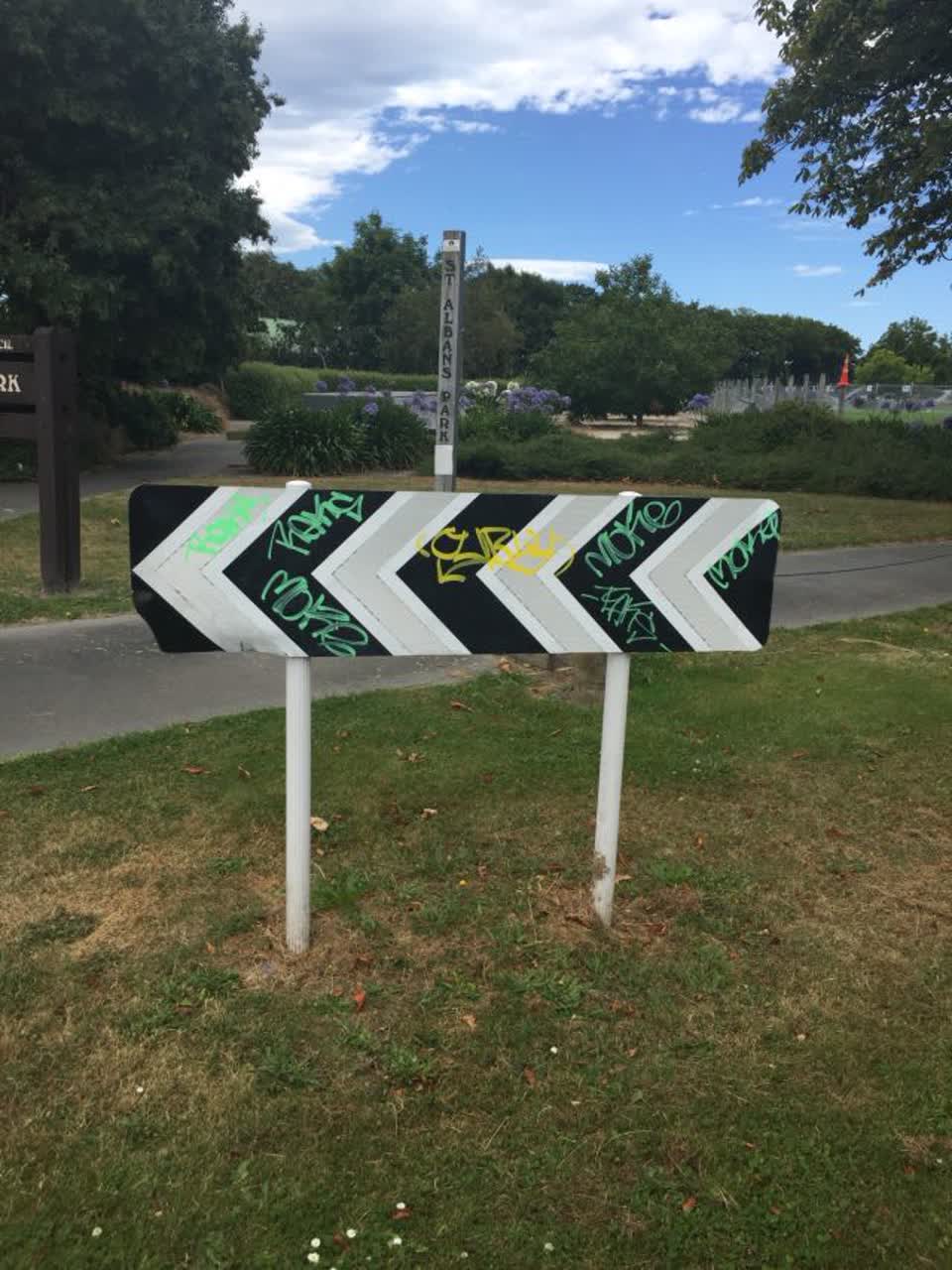 The photograph attached to this graffiti report