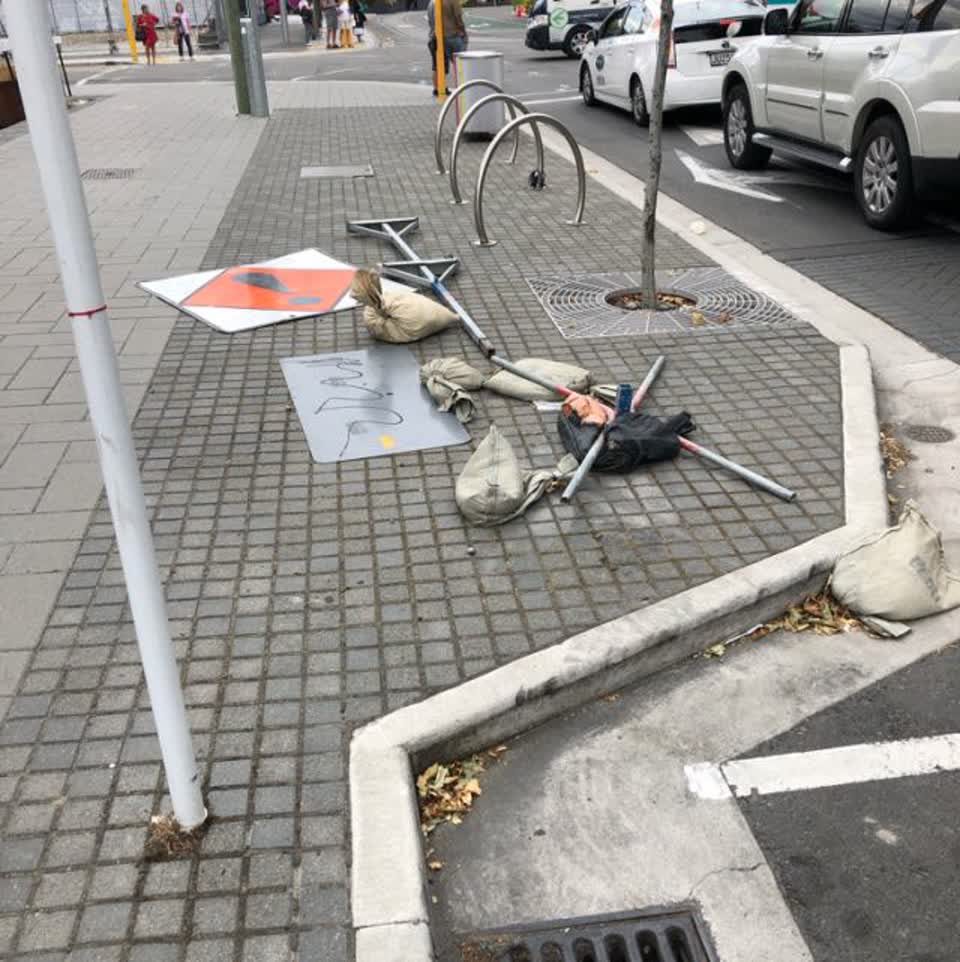 The photograph attached to this roading/streets report