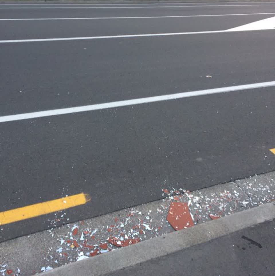 The photograph attached to this roading/streets report