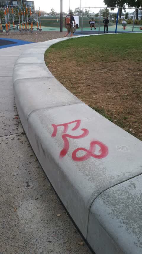 Graffiti, a report photo