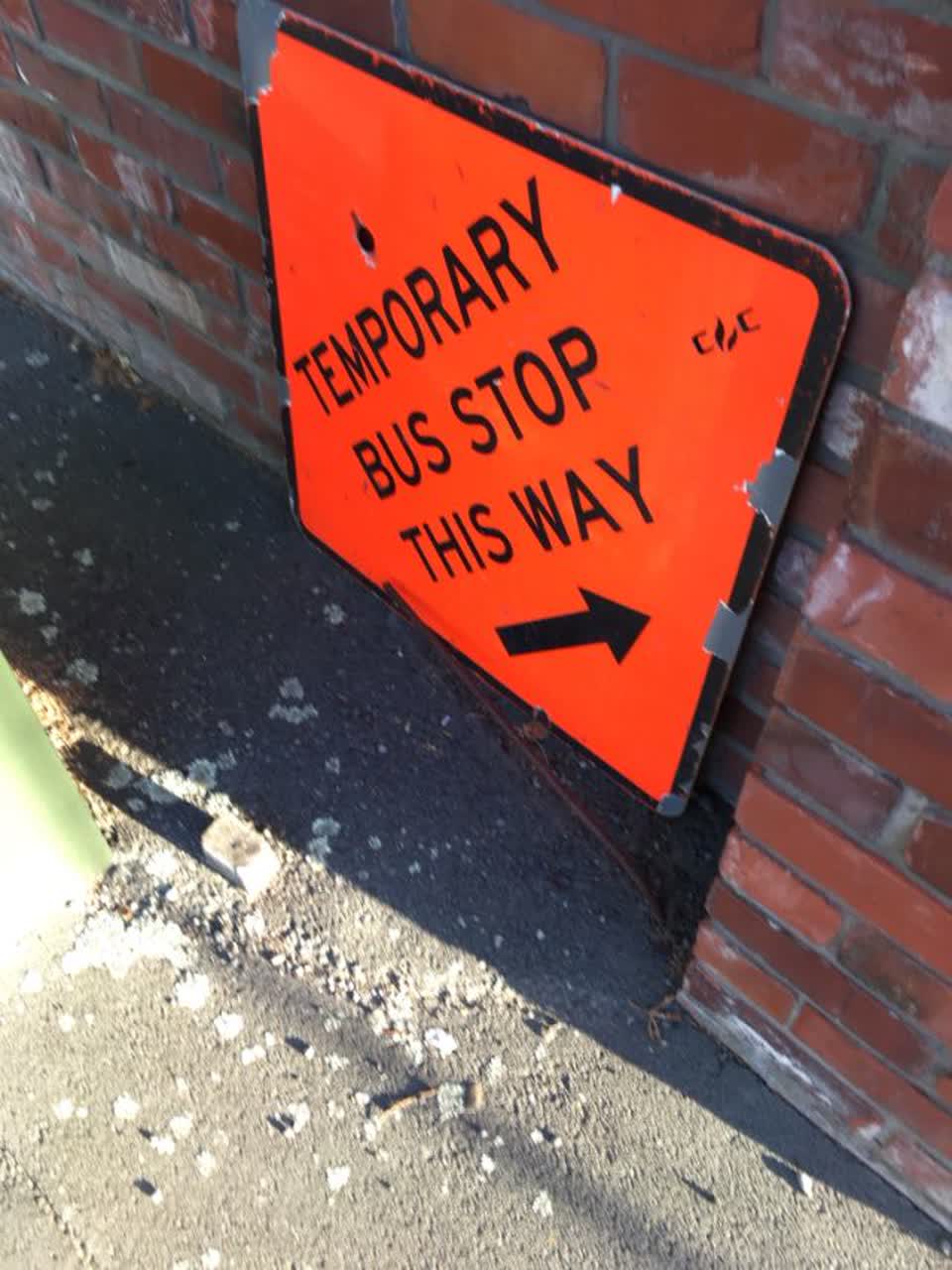 The photograph attached to this roading/streets report