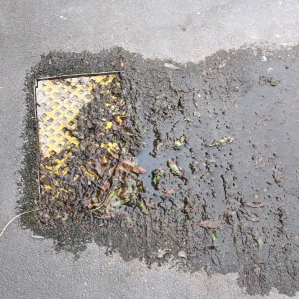 The photograph attached to this water supply report