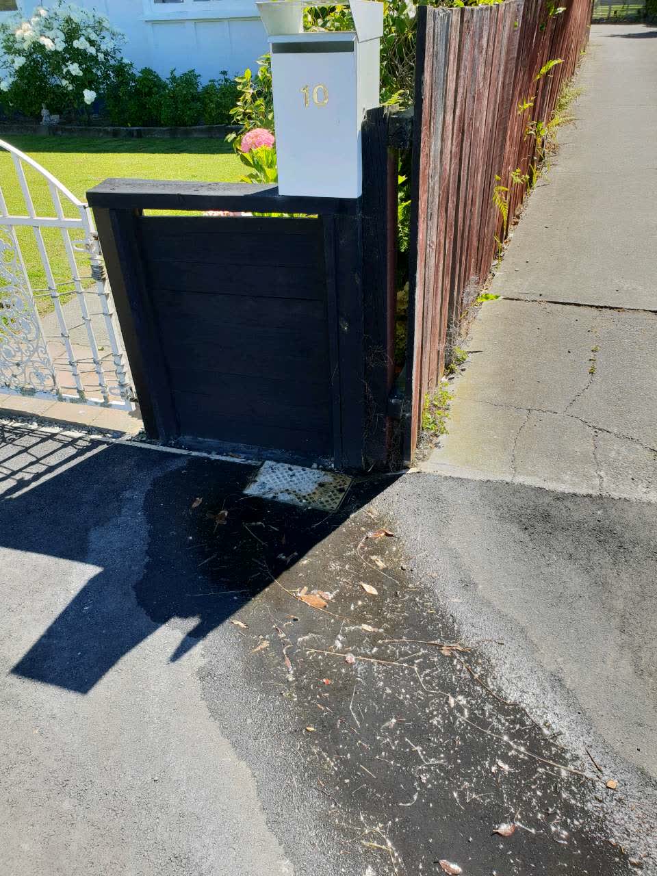 The photograph attached to this water supply report
