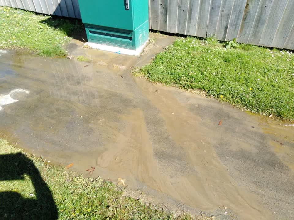 The photograph attached to this water supply report
