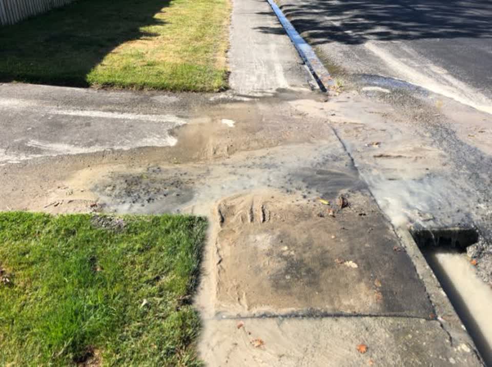 The photograph attached to this water supply report
