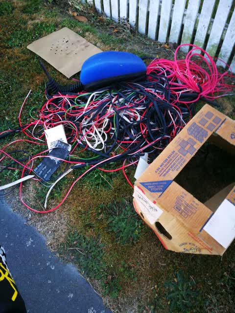Rubbish/Recycling, a report photo