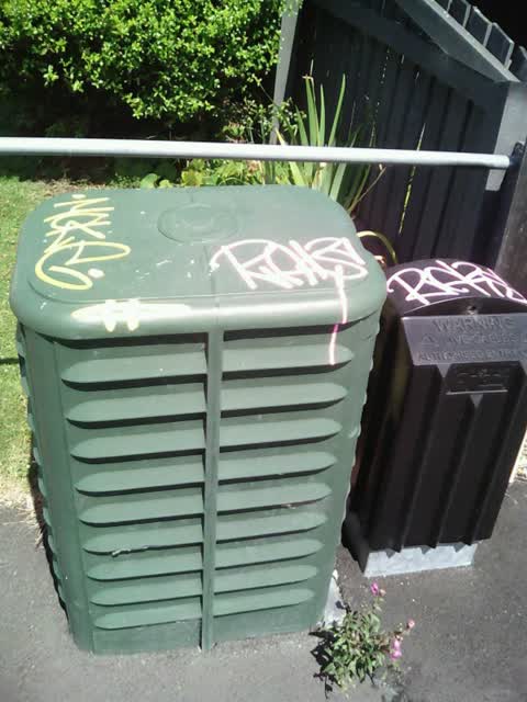 Graffiti, a report photo