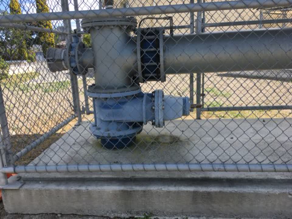 The photograph attached to this water supply report