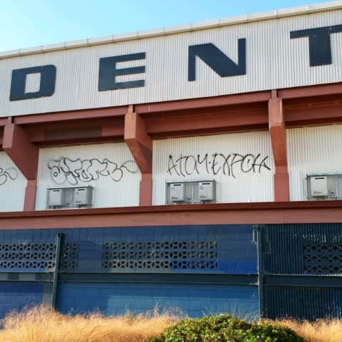 Graffiti, a report photo