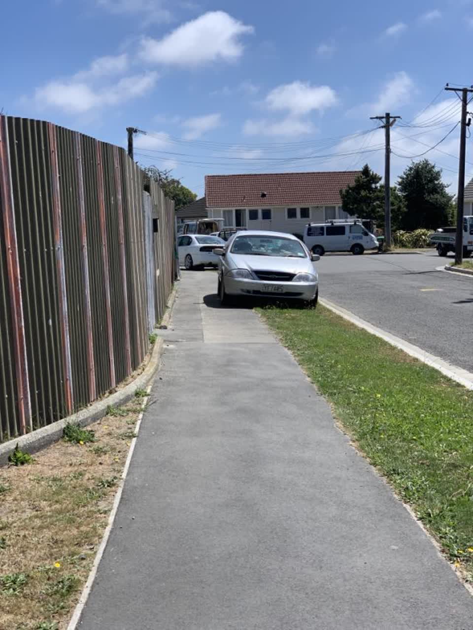 The photograph attached to this roading/streets report