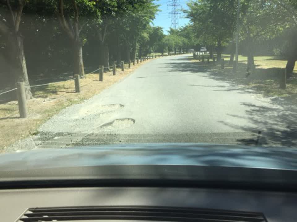 The photograph attached to this roading/streets report