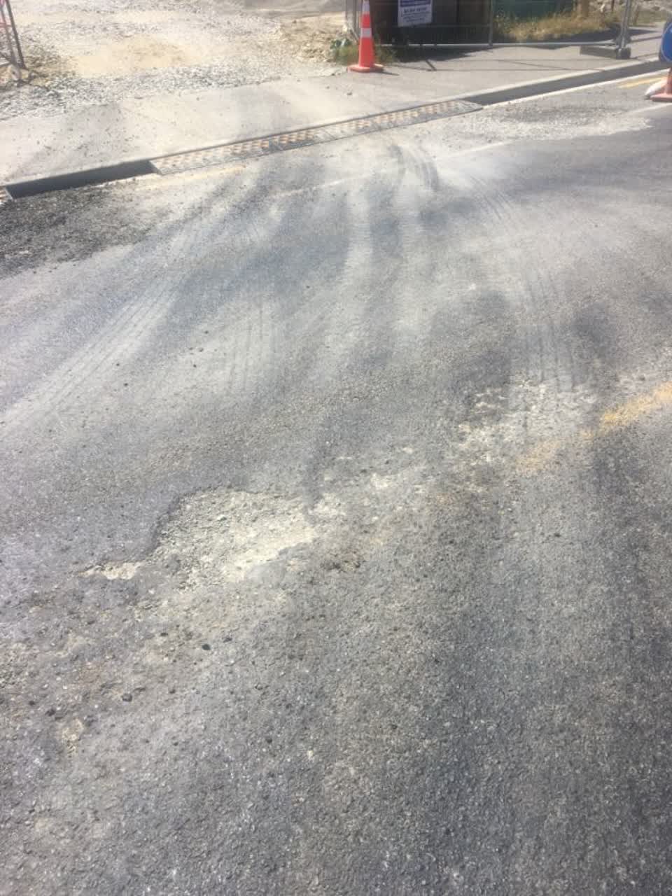 The photograph attached to this roading/streets report