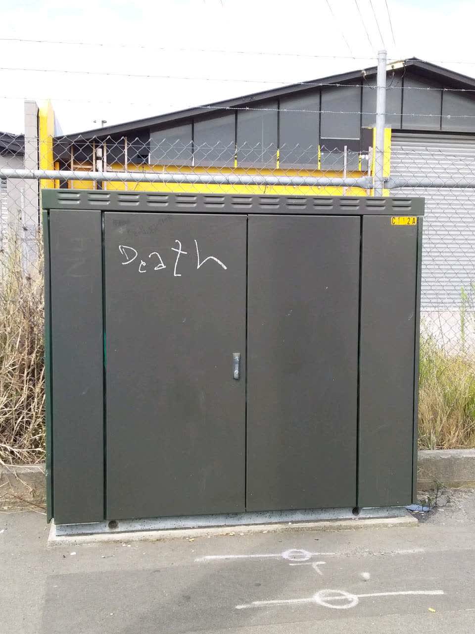 The photograph attached to this graffiti report