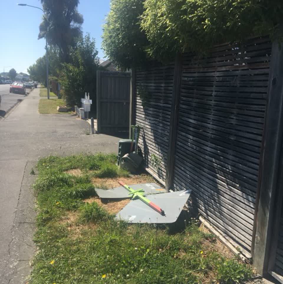 The photograph attached to this roading/streets report