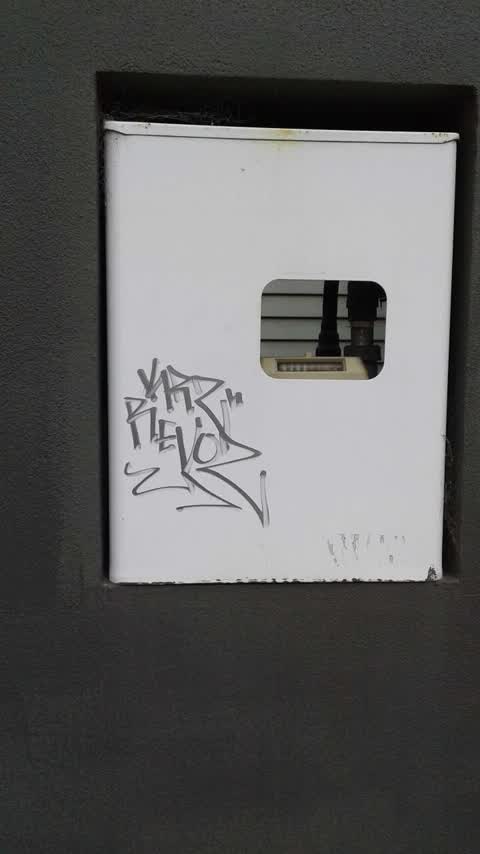 Graffiti, a report photo