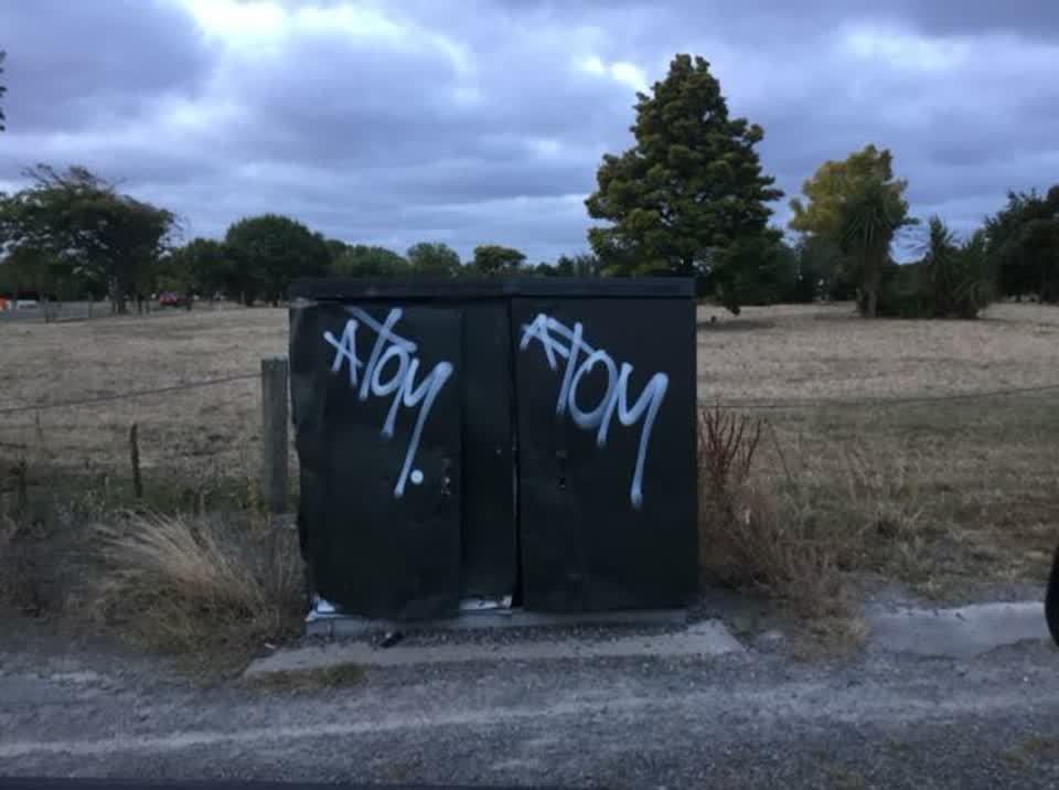 The photograph attached to this graffiti report