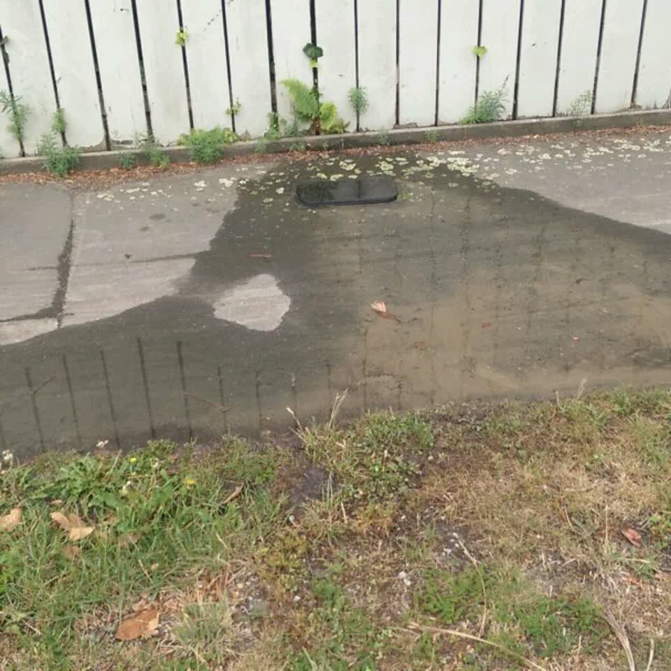The photograph attached to this water supply report