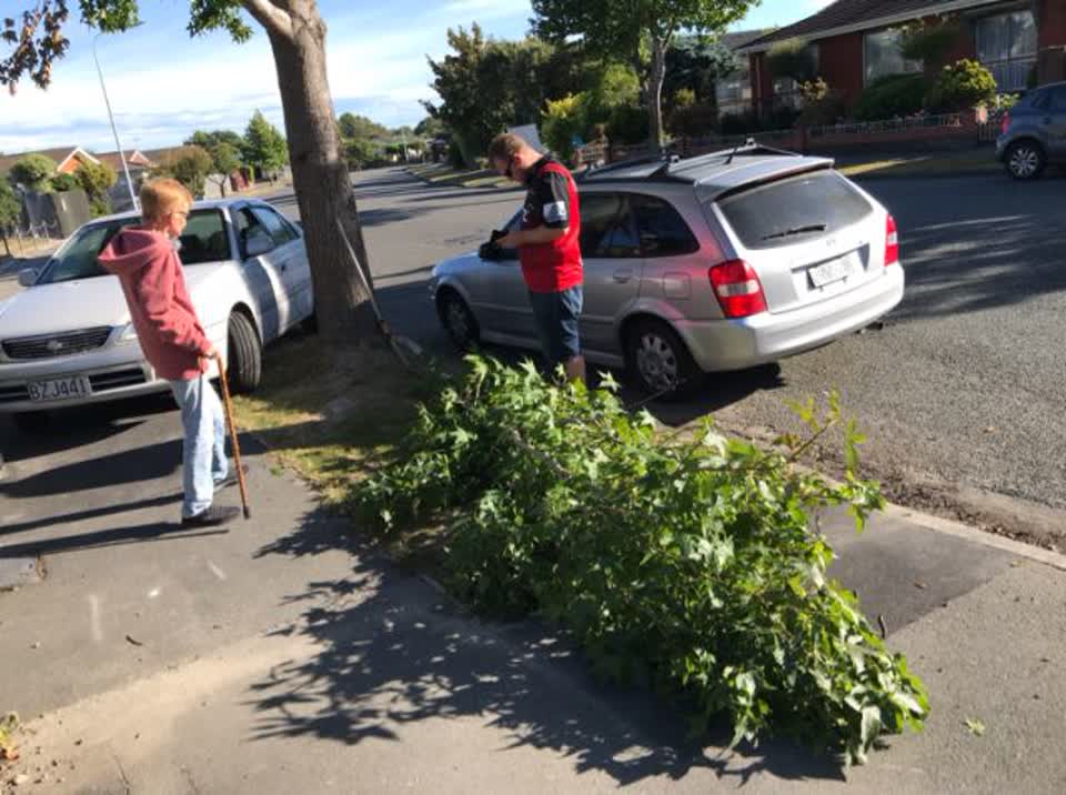 The photograph attached to this roading/streets report