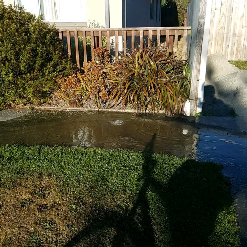 The photograph attached to this water supply report