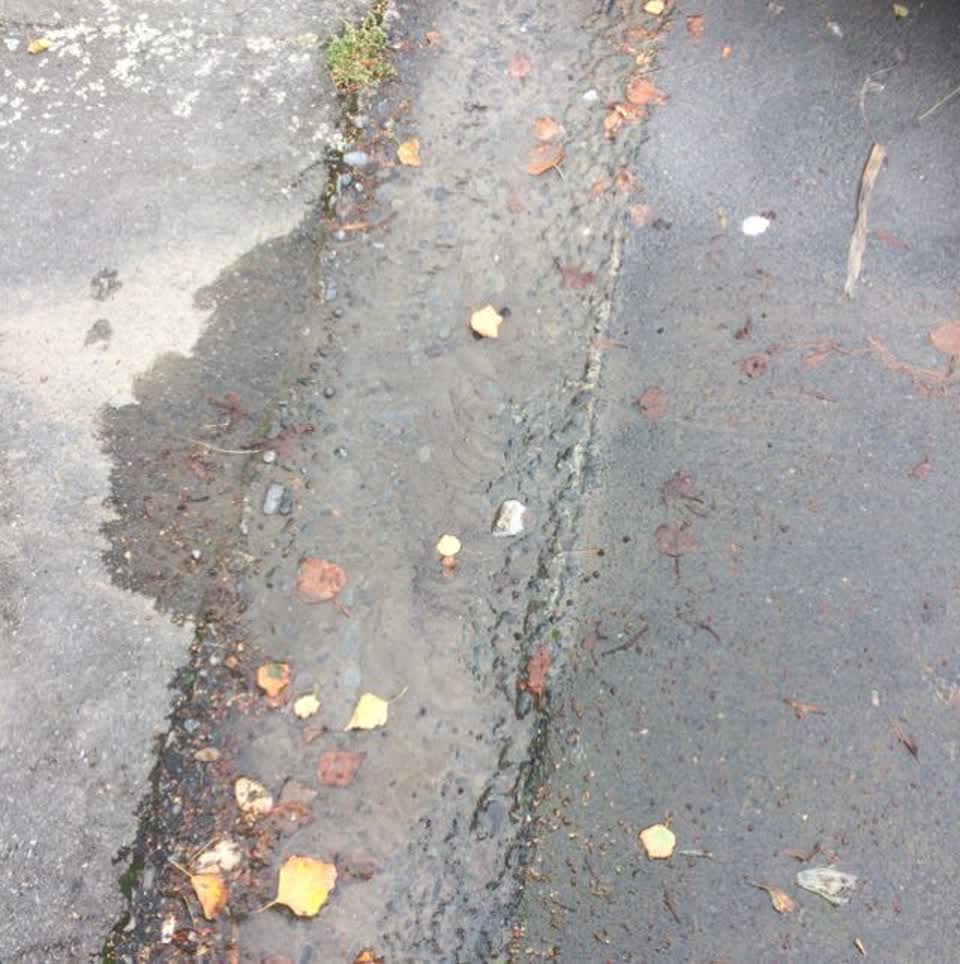The photograph attached to this water supply report