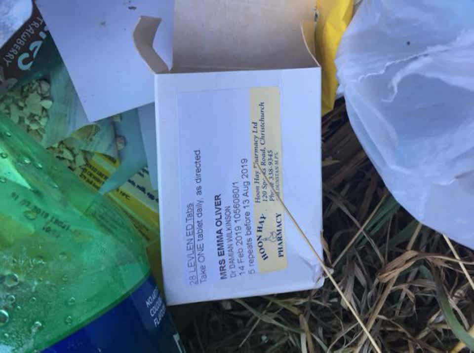 The photograph attached to this rubbish/recycling report