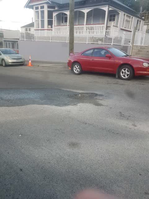 Roading/Streets, a report photo