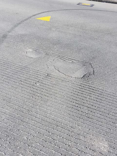 Roading/Streets, a report photo