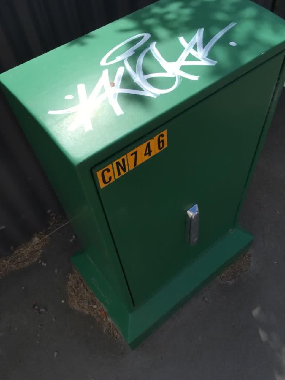 The photograph attached to this graffiti report