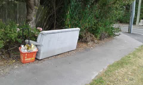 Rubbish/Recycling, a report photo
