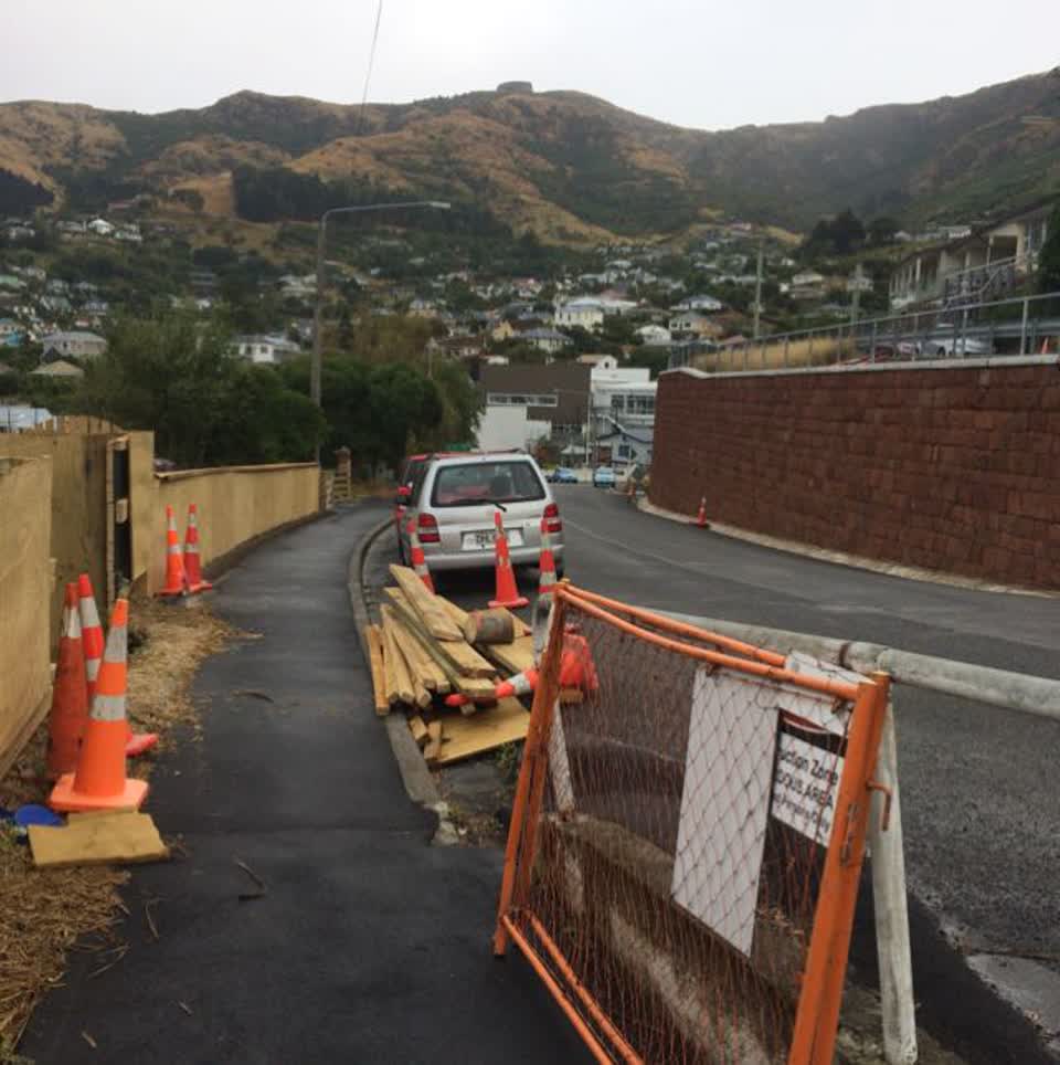 The photograph attached to this roading/streets report