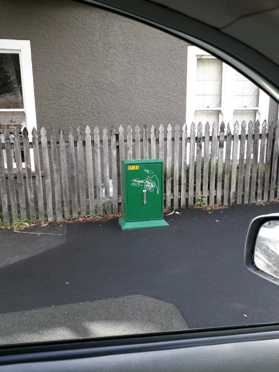The photograph attached to this graffiti report