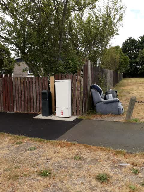 Rubbish/Recycling, a report photo