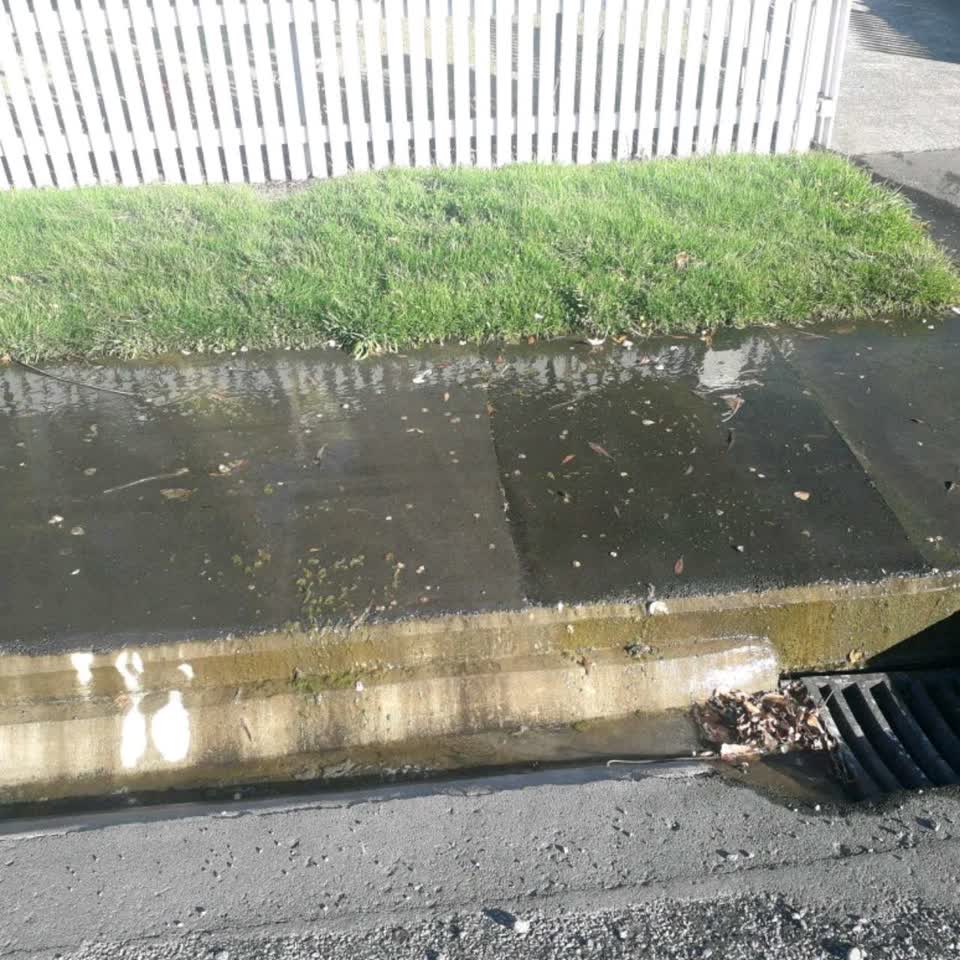 The photograph attached to this water supply report