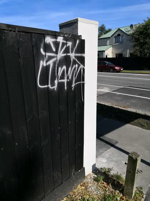Graffiti, a report photo