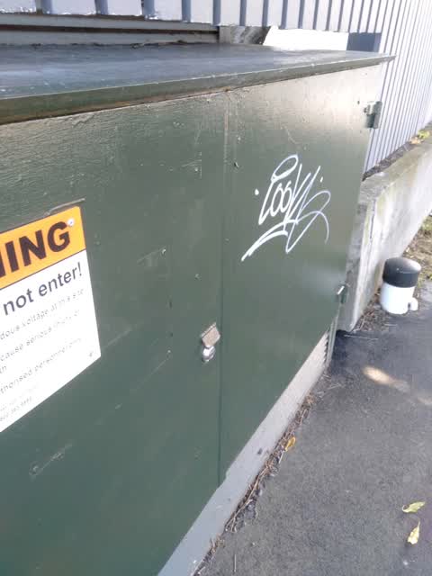 Graffiti, a report photo