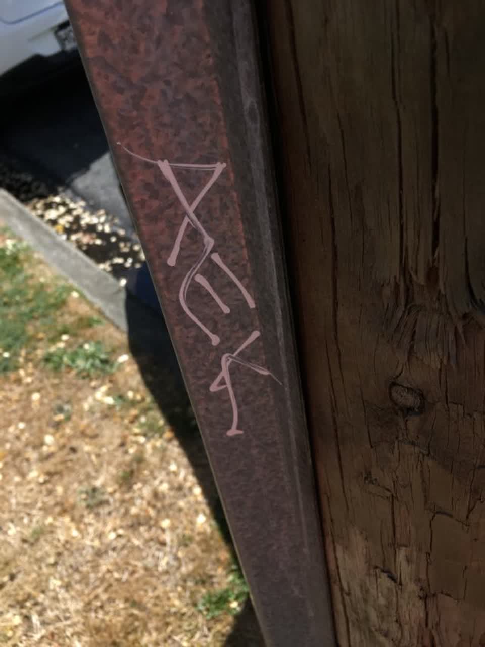 The photograph attached to this graffiti report