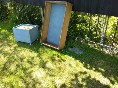 Rubbish/Recycling, a report photo