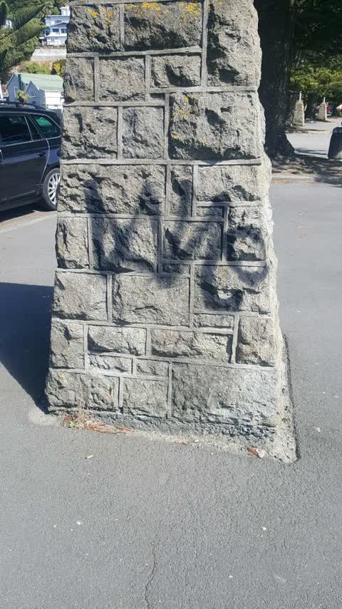 Graffiti, a report photo