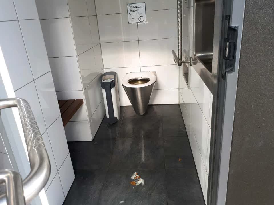 The photograph attached to this flooding report