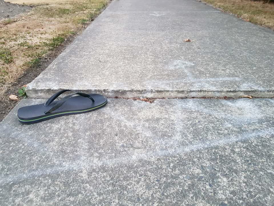 The photograph attached to this roading/streets report