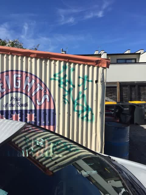 Graffiti, a report photo