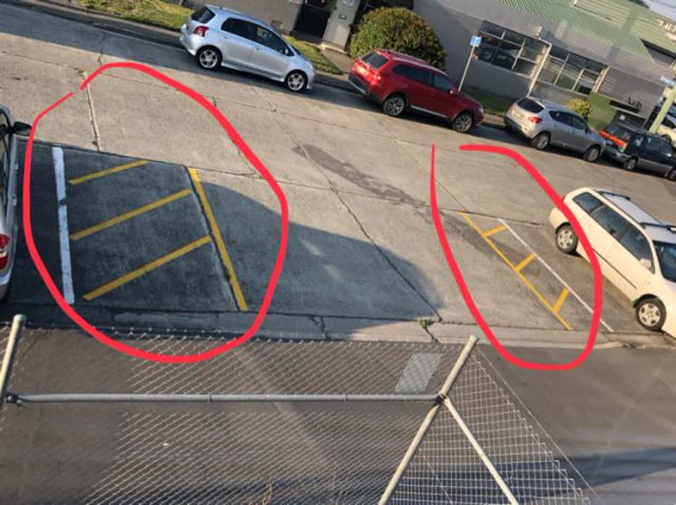 The photograph attached to this roading/streets report