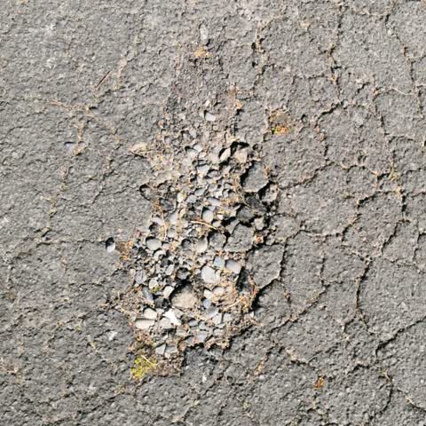 Roading/Streets, a report photo
