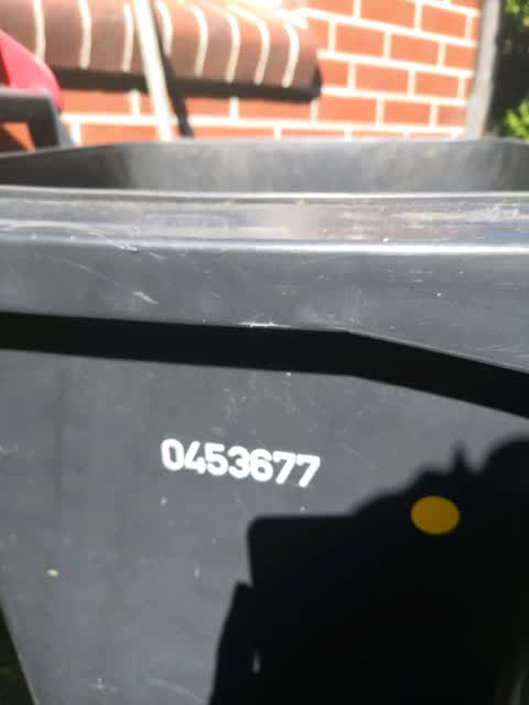 Rubbish/Recycling, a report photo